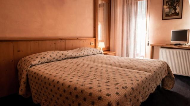 פיירה די פרימיירו Hotel Primiero מראה חיצוני תמונה